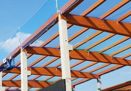 Protección anticaídas en la construcción de tejados